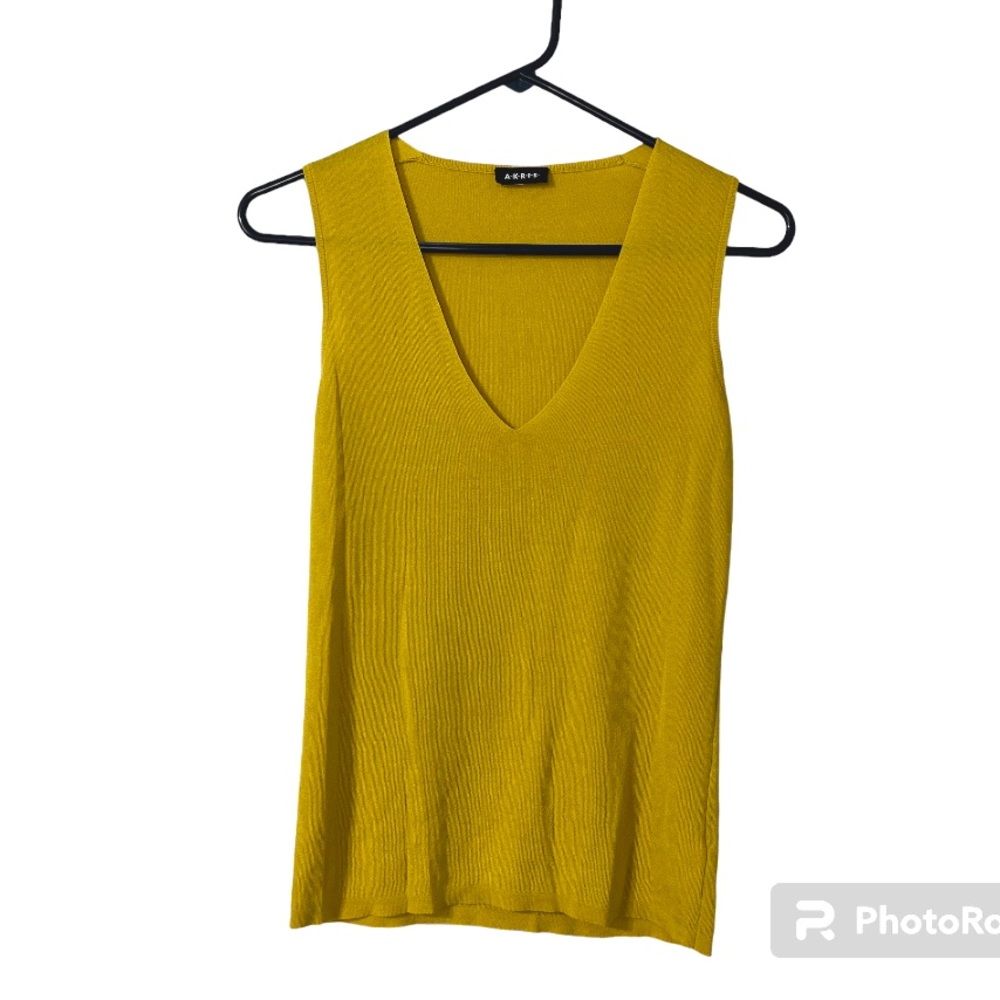 EUC Akris Silk Cotton Blend V Neck Tank Size 4 Golden Yellow